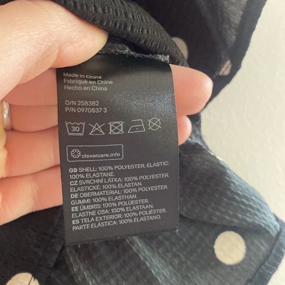 H&M black and cream polka dot blouse size medium - Picture 6 of 8